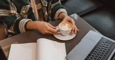 ifrj-abre-vagas-na-especializacao-gratuita-em-educacao-de-jovens-e-adultos-2027