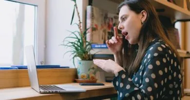 curso-gratuito-de-formacao-de-professores-bilingues-para-surdos