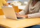 especializacao-gratuita-com-aulas-online-em-gestao-educacional-recebe-inscricoes